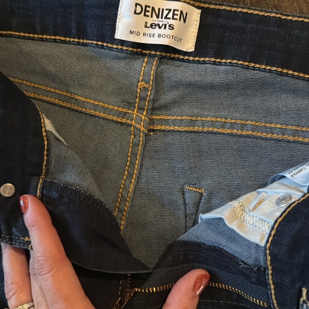 Levi’s Denizen Jeans, Size 14 Mid Rose Bootcut Jeans - Picture 3 of 5